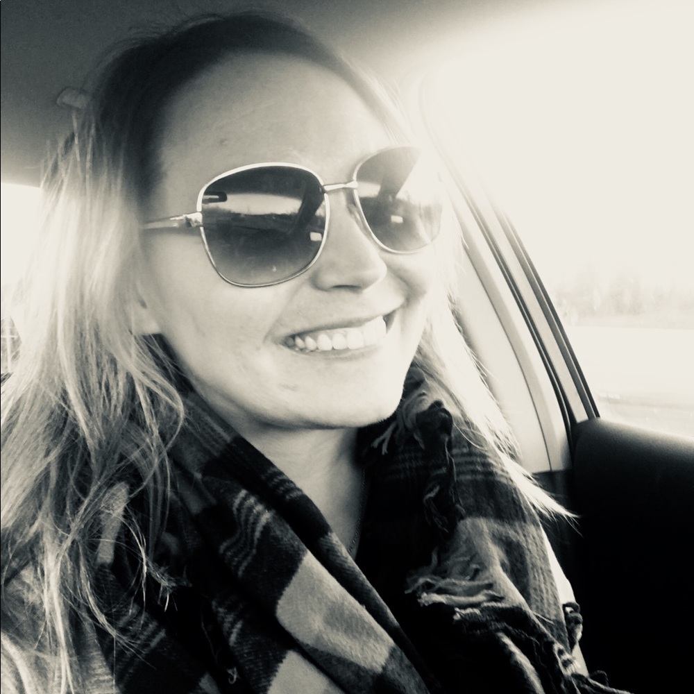 Meet your Posher, Alyssa